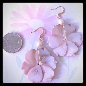 Hand Beaded Big Flower shell earrings